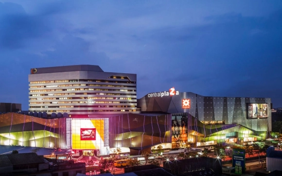 เที่ยวห้างเซ็นทรัล ลาดพร้าว ครบทุกไลฟ์สไตล์ พักสบายที่โรงแรม ใกล้อนุสาวรีย์ชัยสมรภูมิ