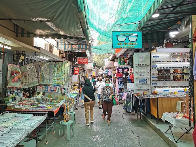 ตลาดวังหลัง คู่มือเที่ยว กิน ช้อป ริมเจ้าพระยา ฉบับครบจบในที่เดียว