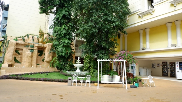 Garden de The Victory Bangkok Hotel