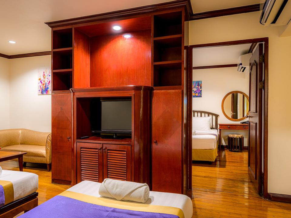 Grand Heritage Suite