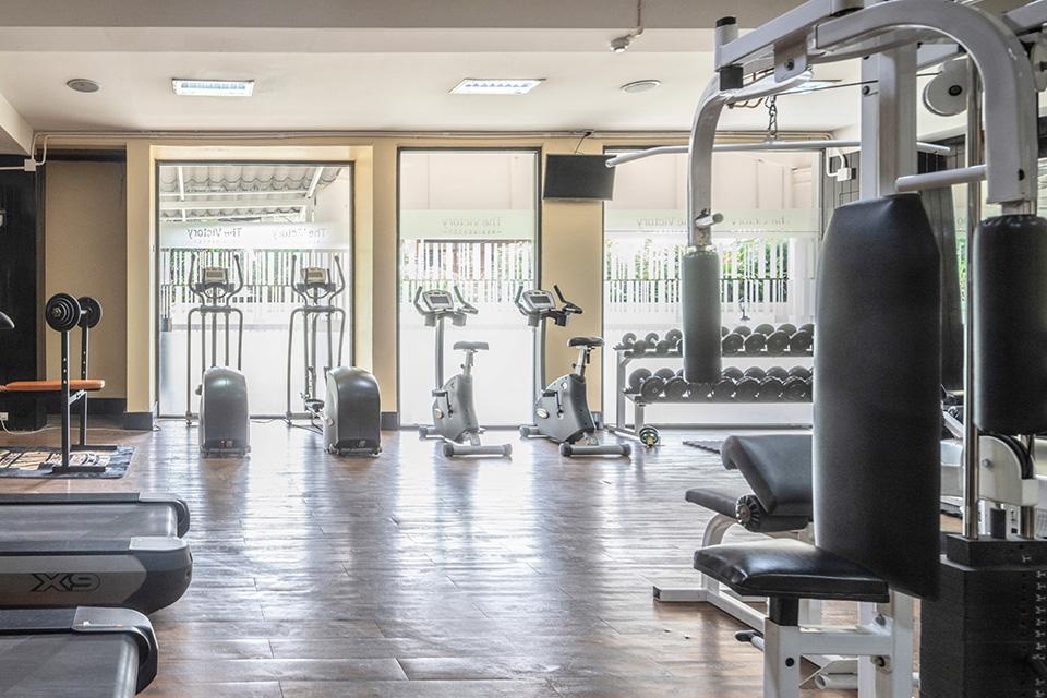 <h2>Facilities <span> & </span> Dining</h2>