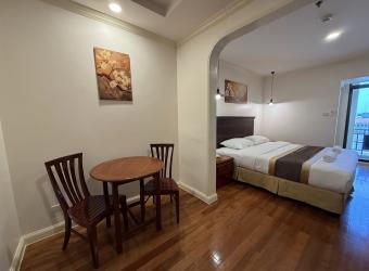 Studio with Balcony for 1–2 Guests